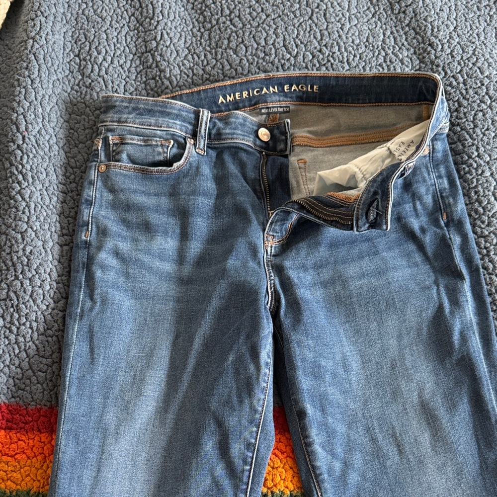 AE High Rise Skinny Kick